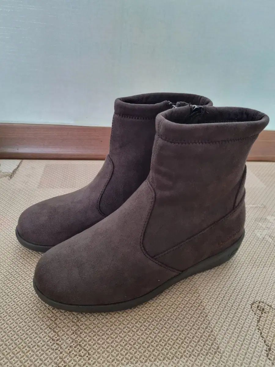 のみ Bearpaw ベアパウ マホニア スウェード 厚底 アンクルブーツ 245 こげ茶