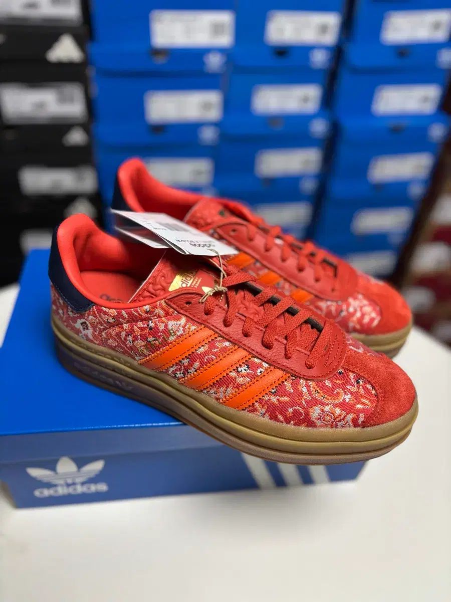 250 アディダス ガゼル ボールド スニーカー ID 1425