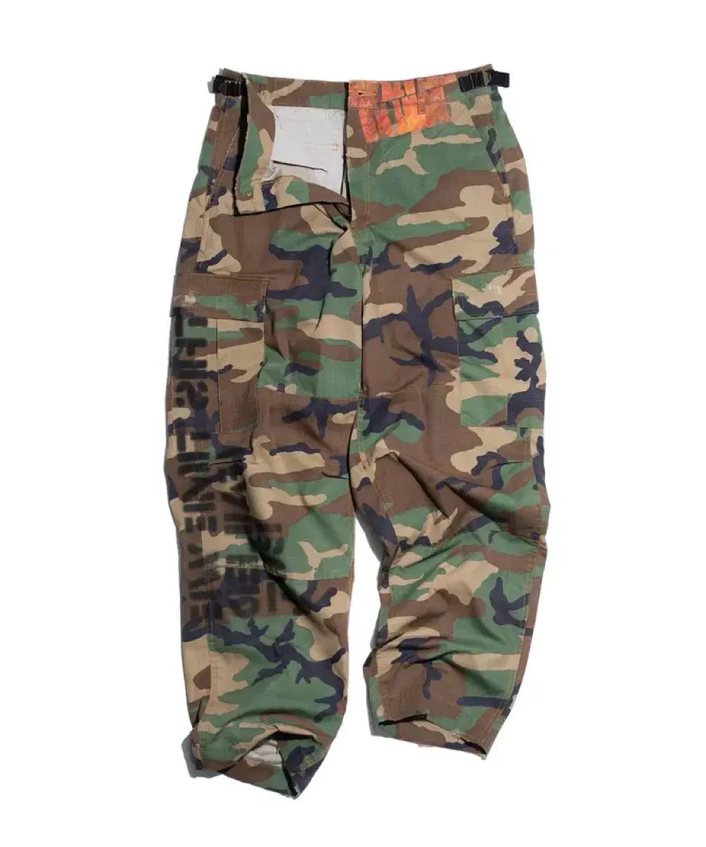 M ギャザーレイイージー プリントカモ カーゴパンツ