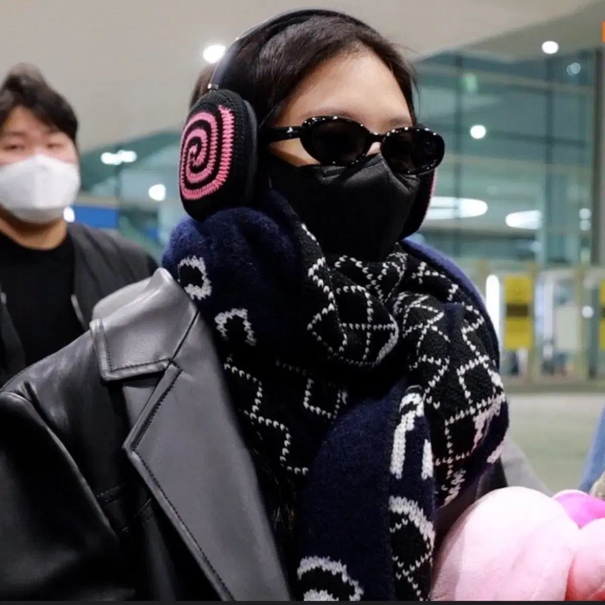 GENTLE MONSTER ジェントルモンスター 半島ネオン S 01