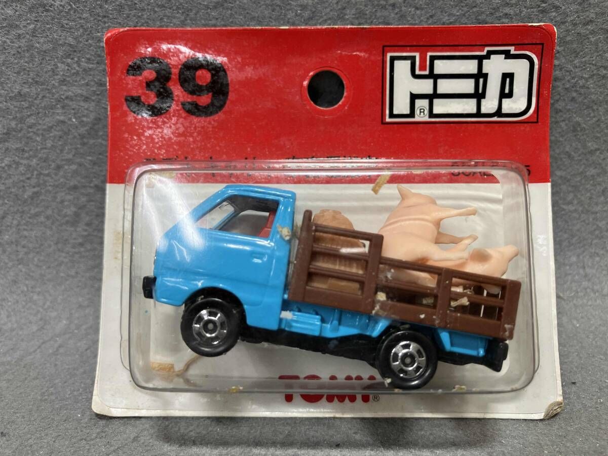 トミカ No 39 スズキ キャリィ 家畜運搬車 青 茶荷台 赤シｰト 1 Hホイｰル 裏板刻印No 31 ブリスタｰ ロゴ赤字 日本製 トミー