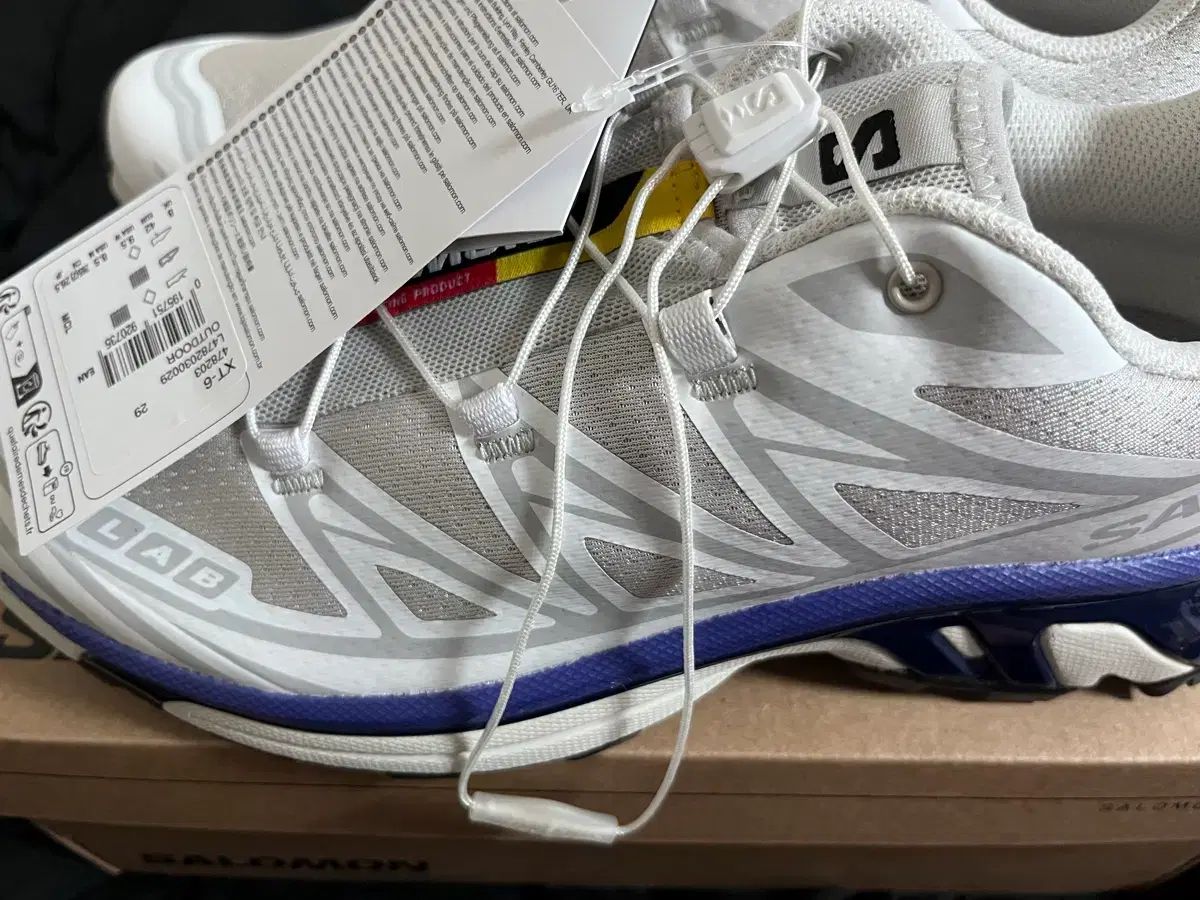 SALOMON XT-6 白 ルナーロック