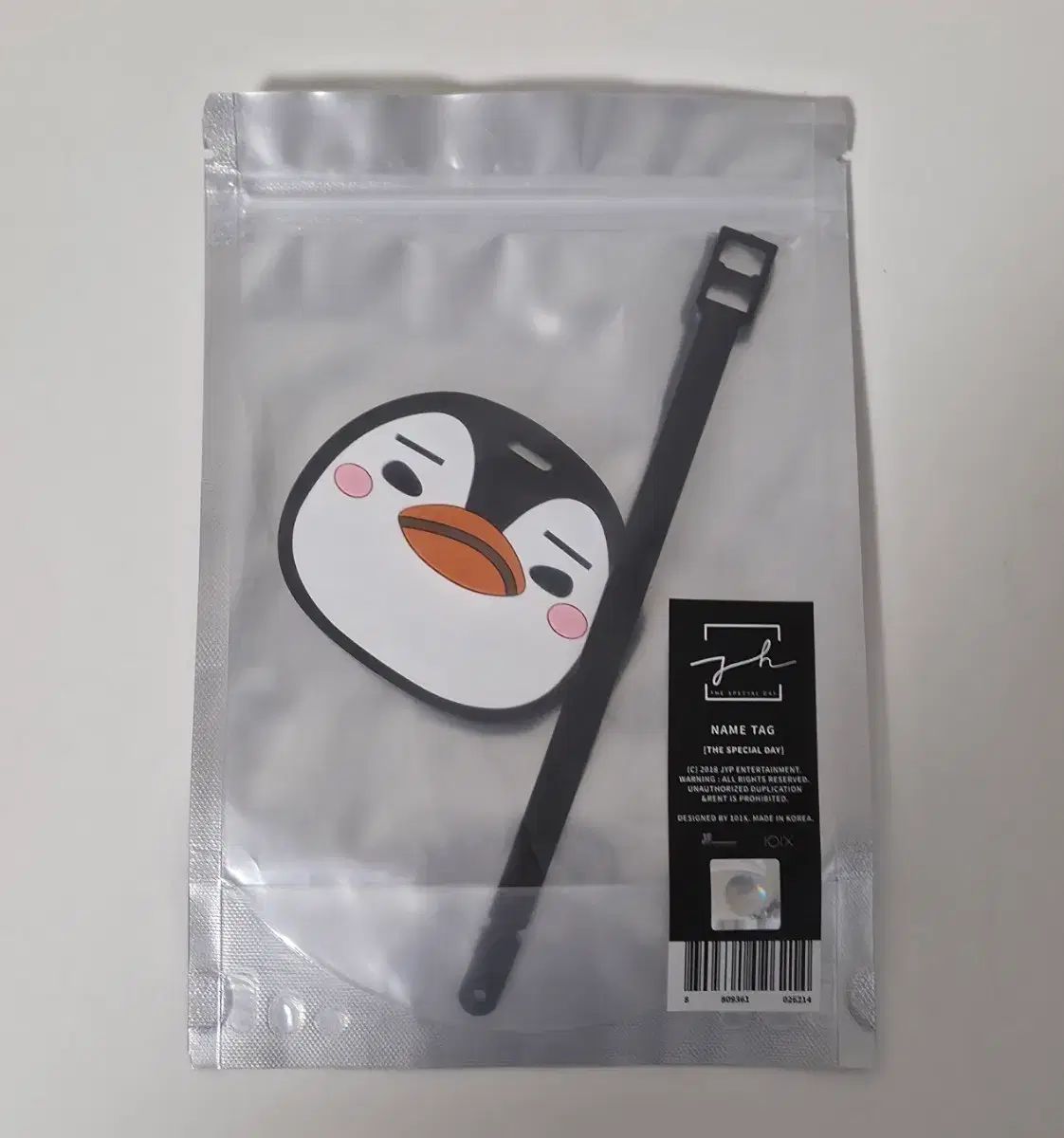 イ ジュノ LEE JUNHO 忘れられない日 グッズ ペンペンネームタグ