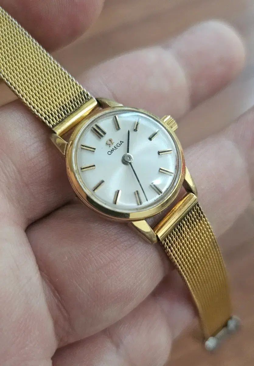 オメガ ヴィンテージ ゴールド レディース 時計