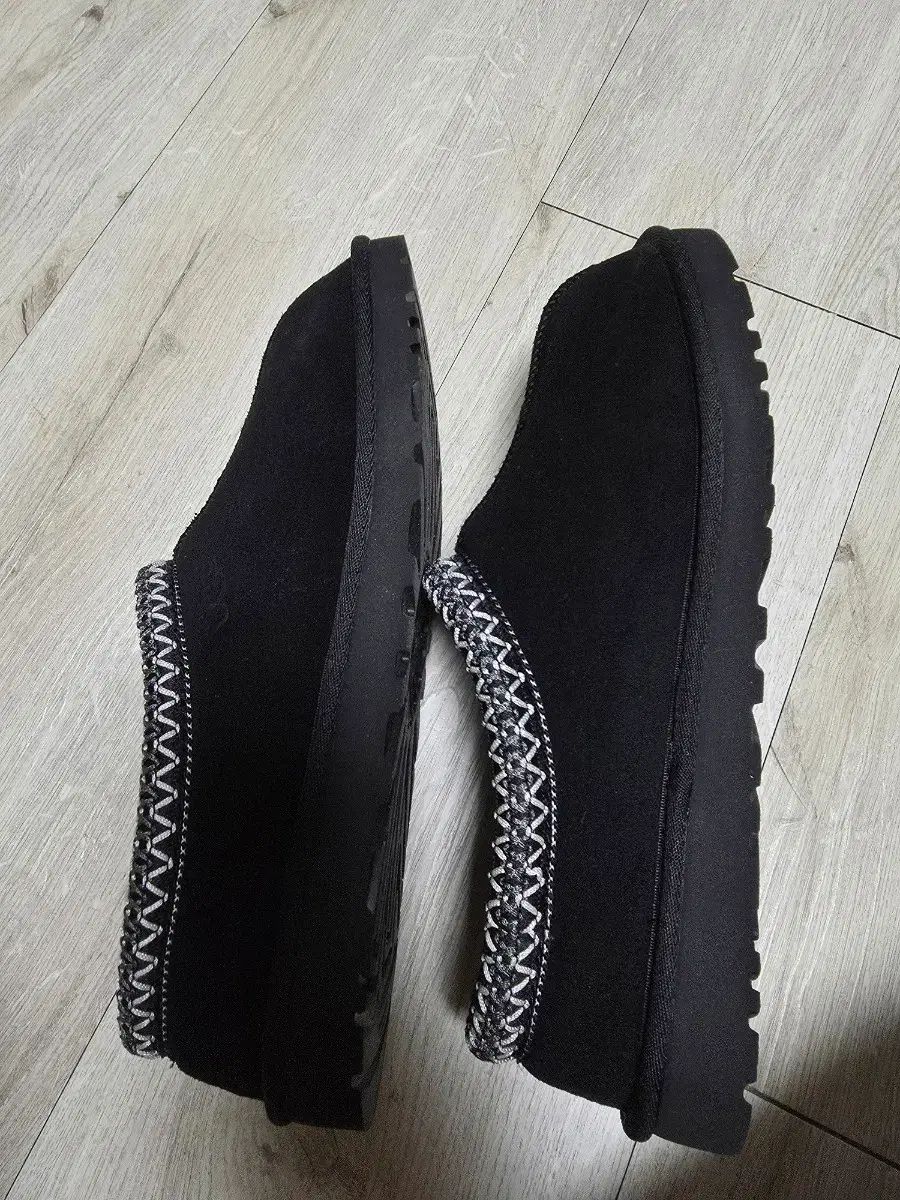  アグ タスマン オリジナル ブラック 270 サンダル サンダル