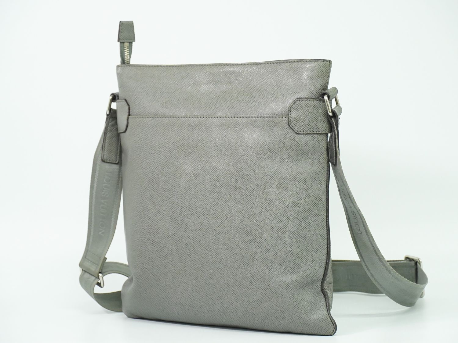 本物 ルイヴィトン LOUIS VUITTON LV サシャ タイガ レザー ショルダー