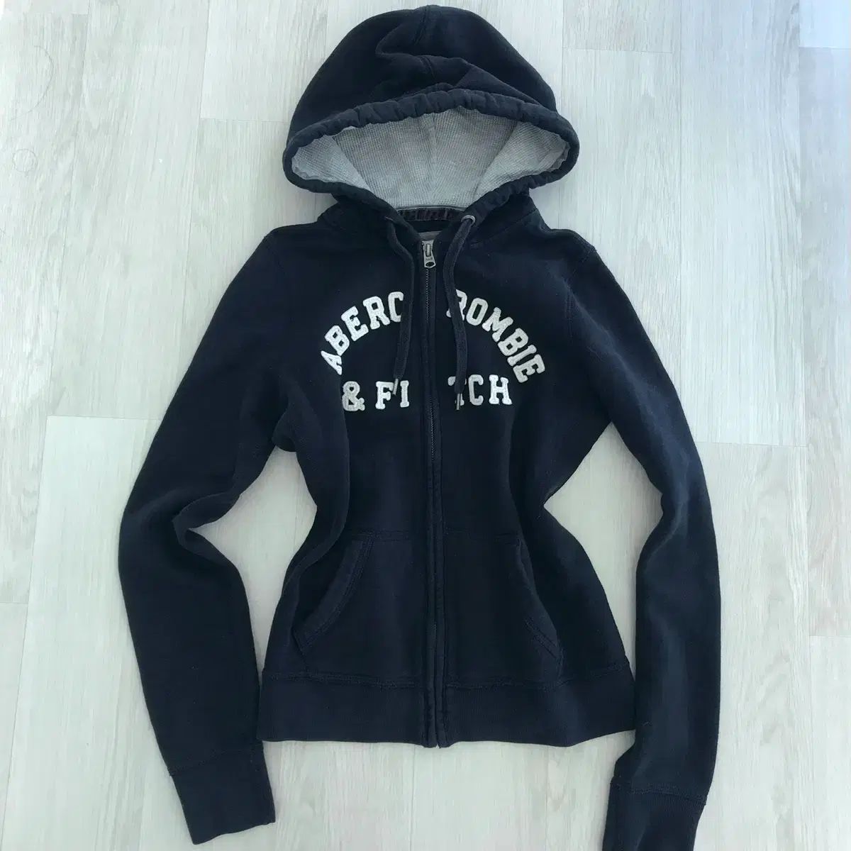 Abercrombie アバクロンビー ネイビー フードジップアップ S タイトフィット ヴィンテージ 必須アイテム
