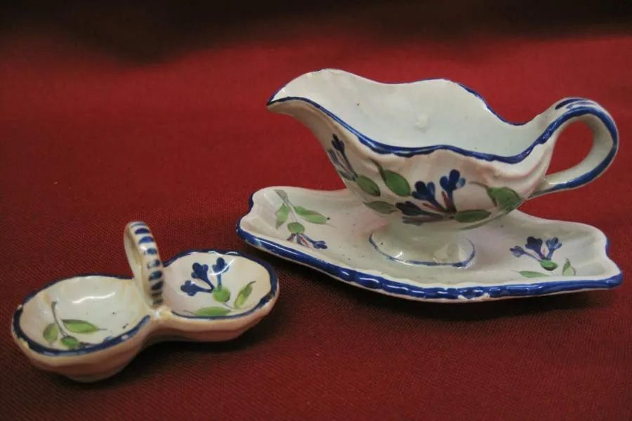 フランス製 アンティーク 人形用食器セット