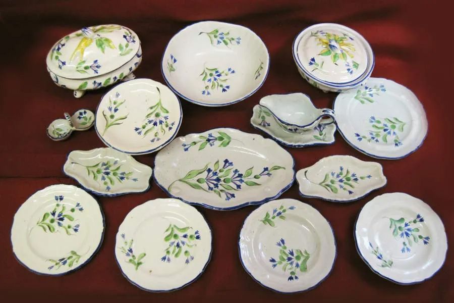 フランス製 アンティーク 人形用食器セット