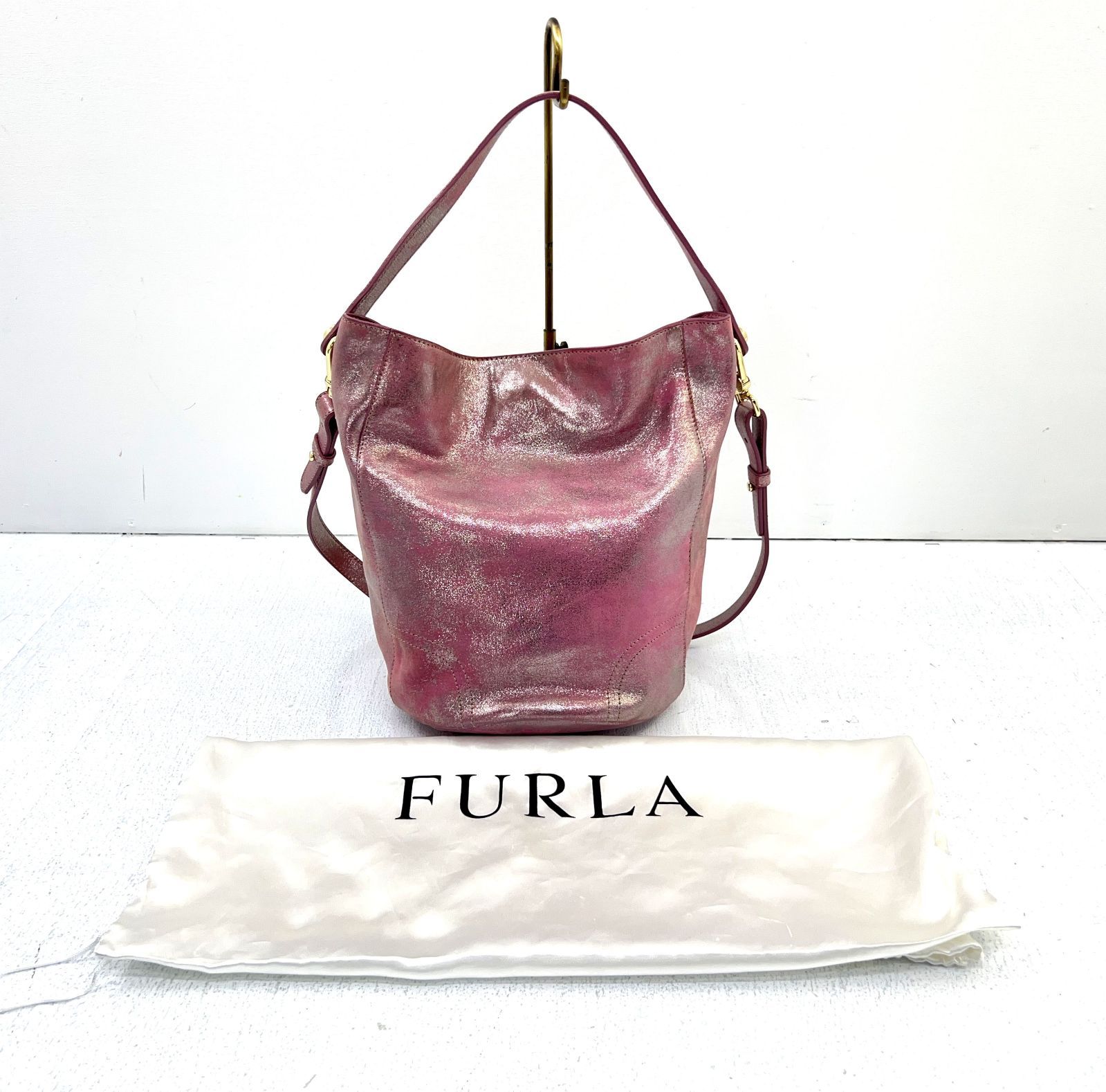 盛岡79-0135] FURLA フルラ ピンクメタリック 2WAYショルダーバッグ 