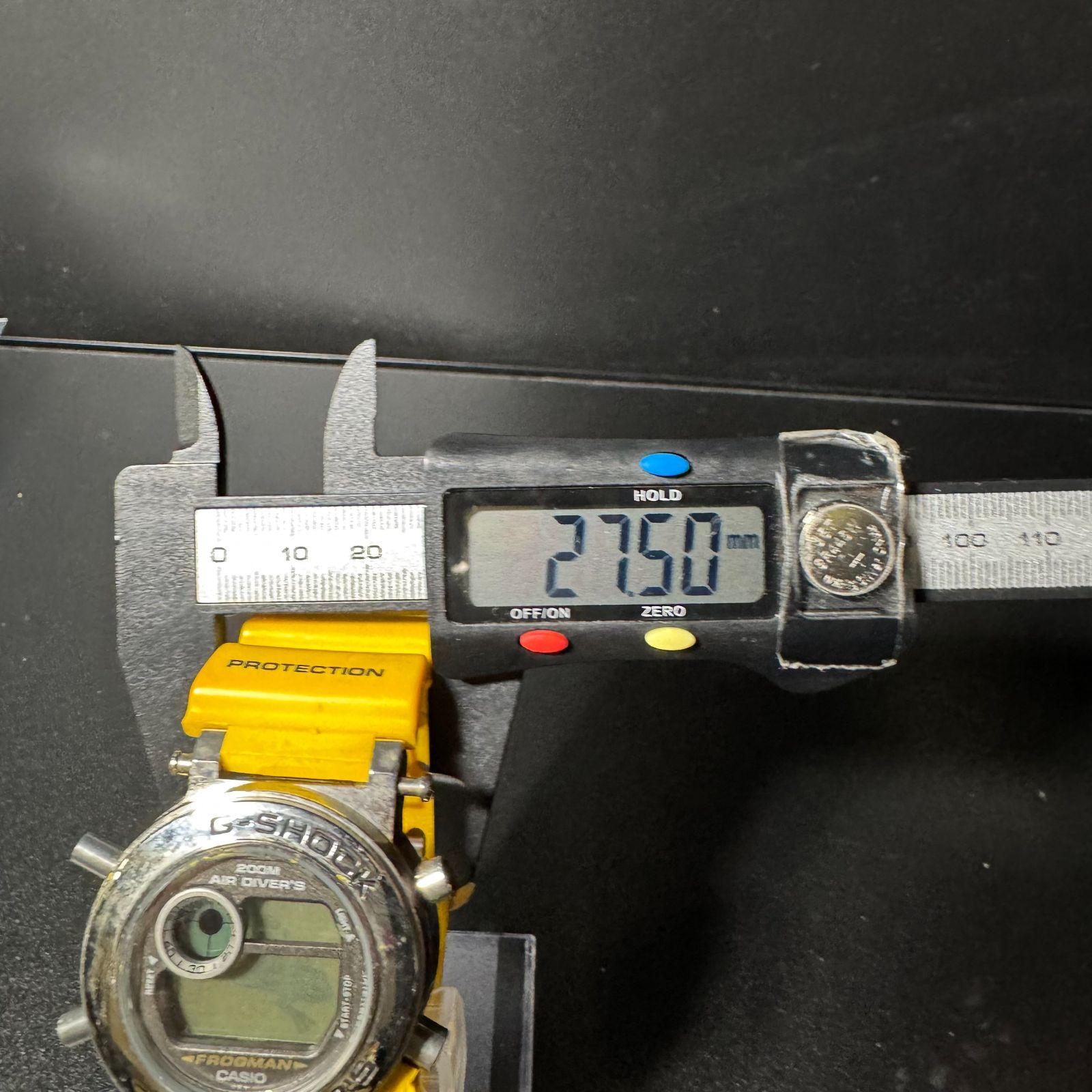  カシオ GショックQZ 黒文字盤 不動 腕時計(アナログ) 時計