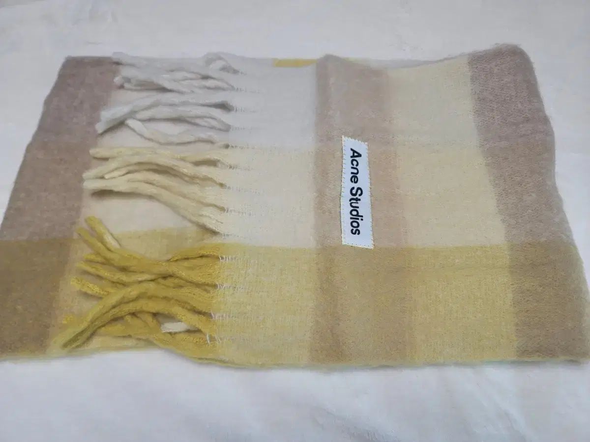 Acne Studios マフラー Fever Yellow