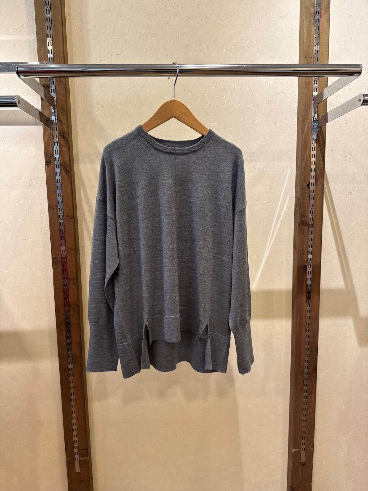 2025 AW !メリノウール プルオーバーニット 546941 グレー