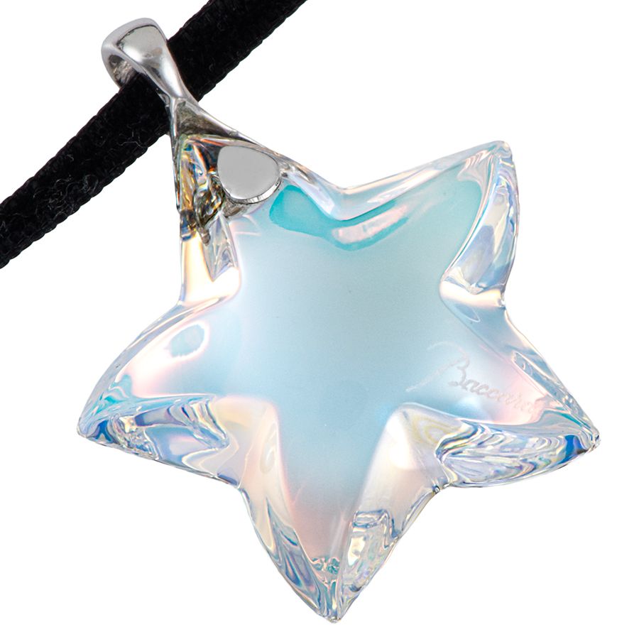 Baccaratバカラ スターレット　星　イリゼ　ネックレス 箱付き　42113 廃盤品】baccarat バカラネックレススターイリゼ虹色