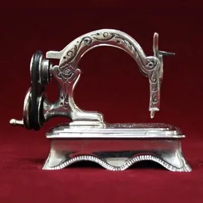 イタリア製 アンティーク 銀製ミニチュアミシン
