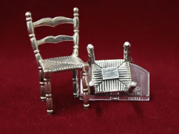 イタリア製 アンティーク 銀製ミニチュア カントリースタイル テーブルと椅子セット