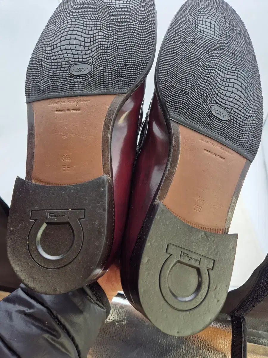 FERRAGAMO フェラガモ