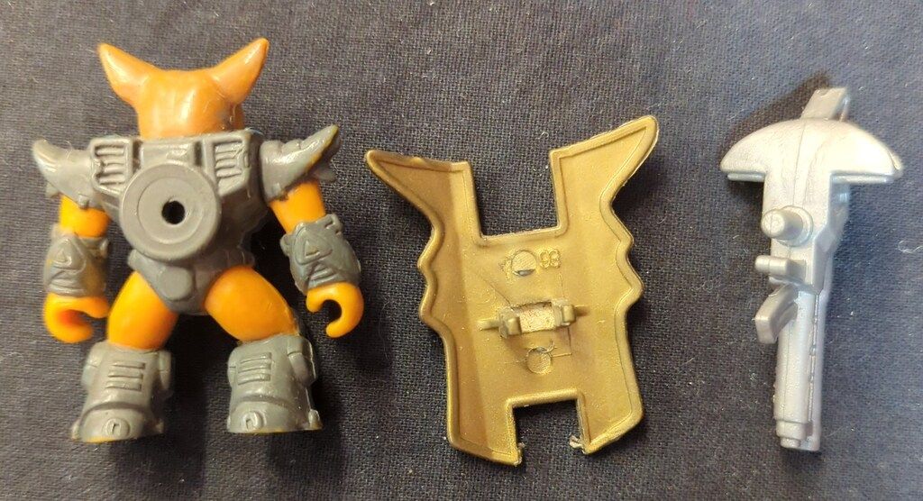 タカラ TFBF レーザービースト シールドバトラー6特別編成隊員 バトルフェネック 93