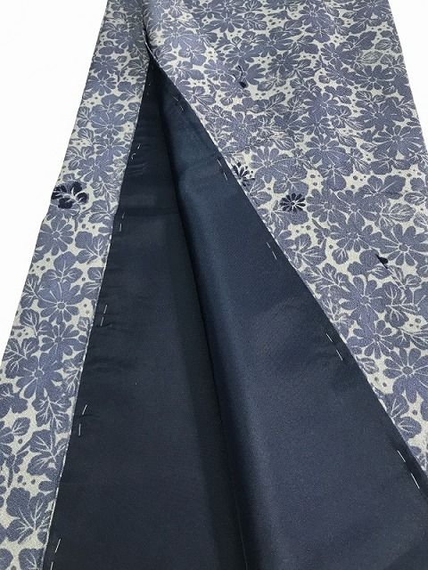 小紋 ブルーグレー地に菊花模様