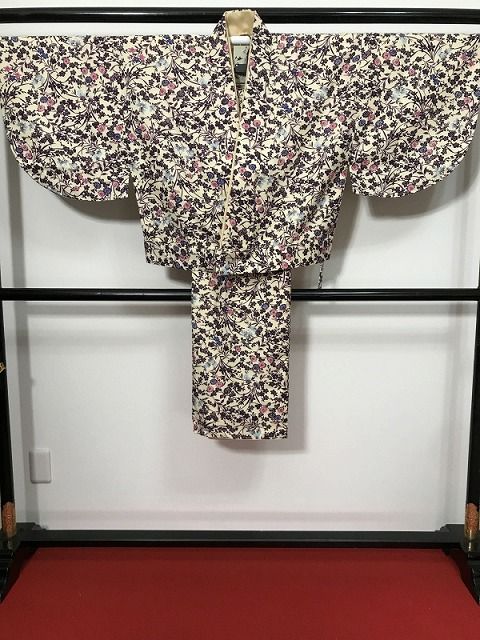 年末年始クーポン Fサイズ 二部式着物 化繊 小紋 クリーム地に草花模様