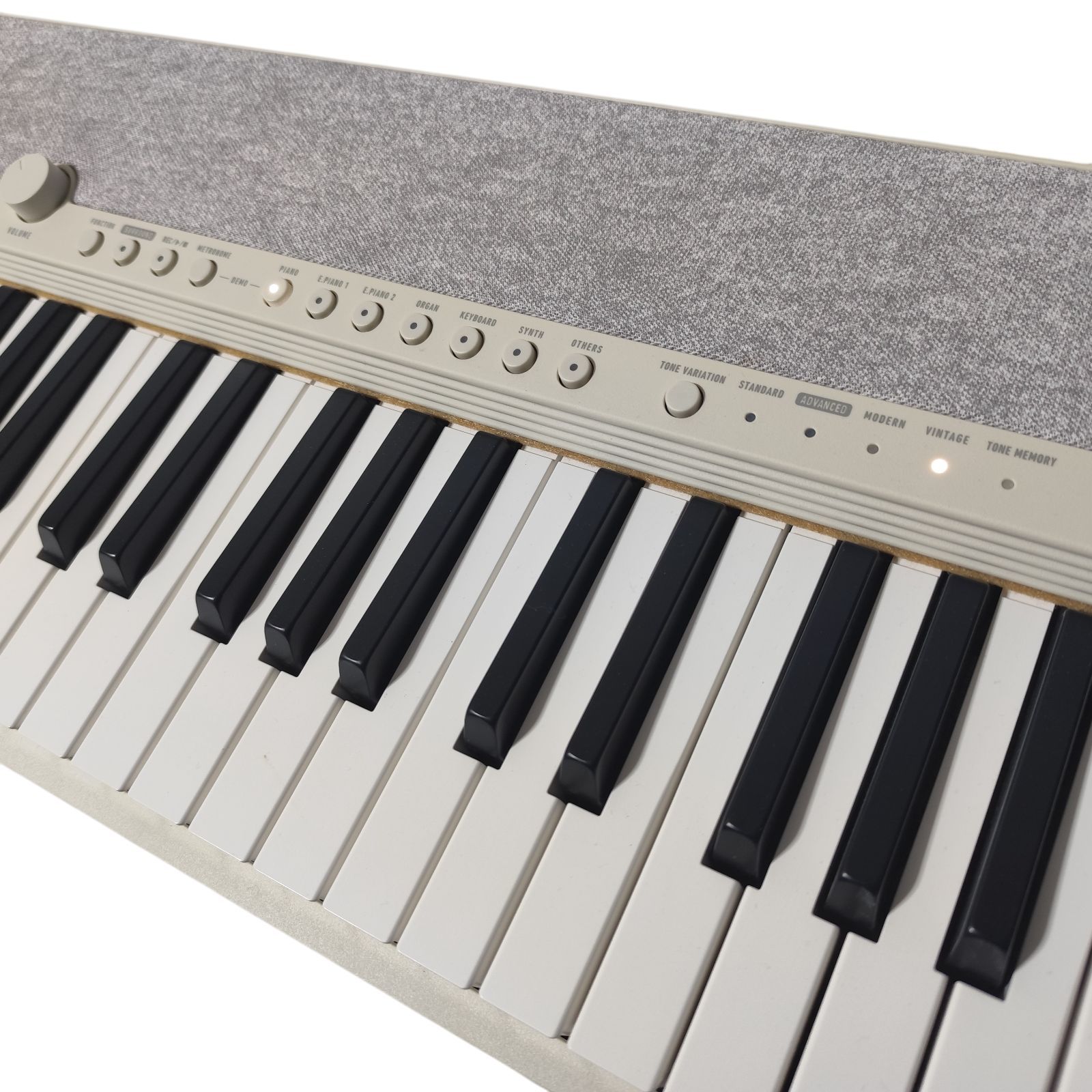 管理番号3456 カシオ CASIO 電子キーボード カシオトーン CT S 1 WE ホワイト ハラミちゃんも愛用の61鍵盤キーボード 高品位な音色を手軽に持ち運び