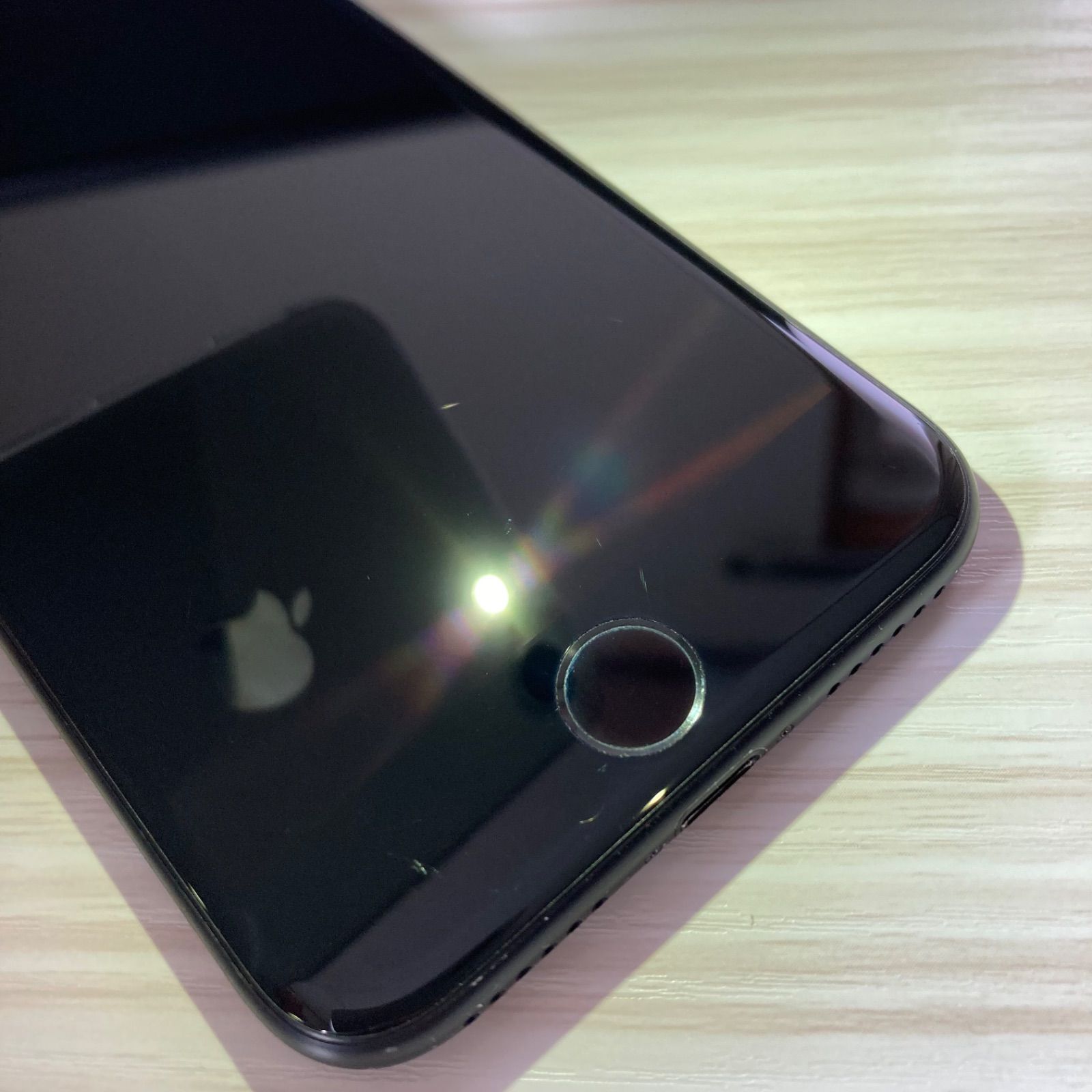 iPhone7 32GB BLACK バッテリー100% SIMフリー - メルカリ