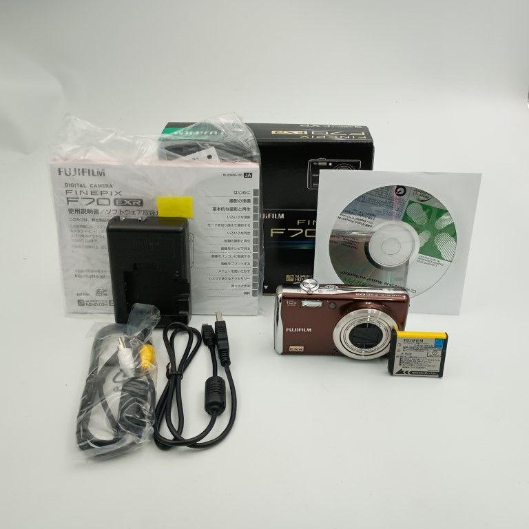 FUJIFILM Finepix F70EXR ブラウン コンパクトデジタルカメラ 〇