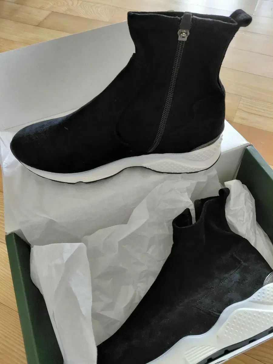 ミソペレディースシューズ 245