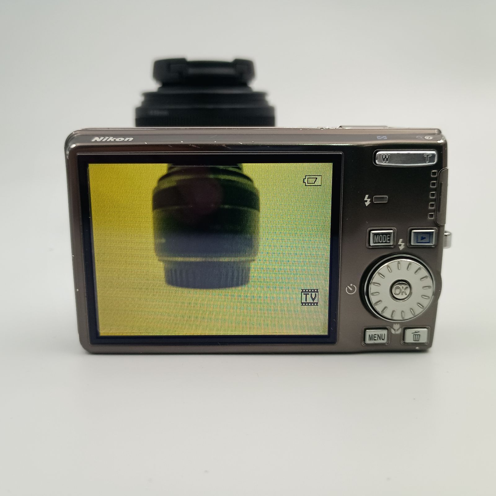 Nikon Coolpix S600 Compact DIGITAL Camera コンパクトデジタルカメラ