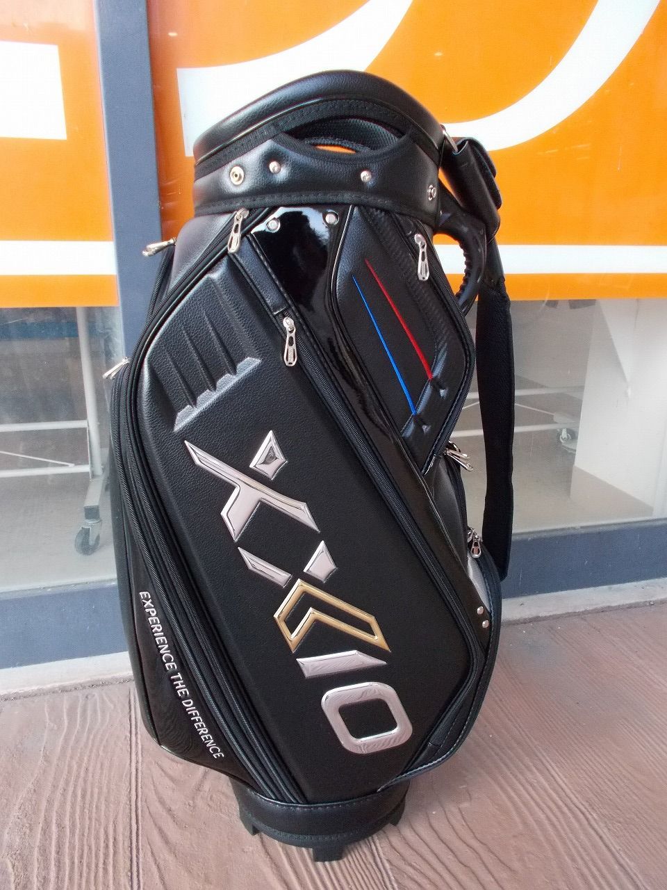 XXIO プロレプリカモデル GGC X 157 9 5型 3 kg ブラック ダンロップ ゼクシオ キャディバッグ ゴルフバッグ