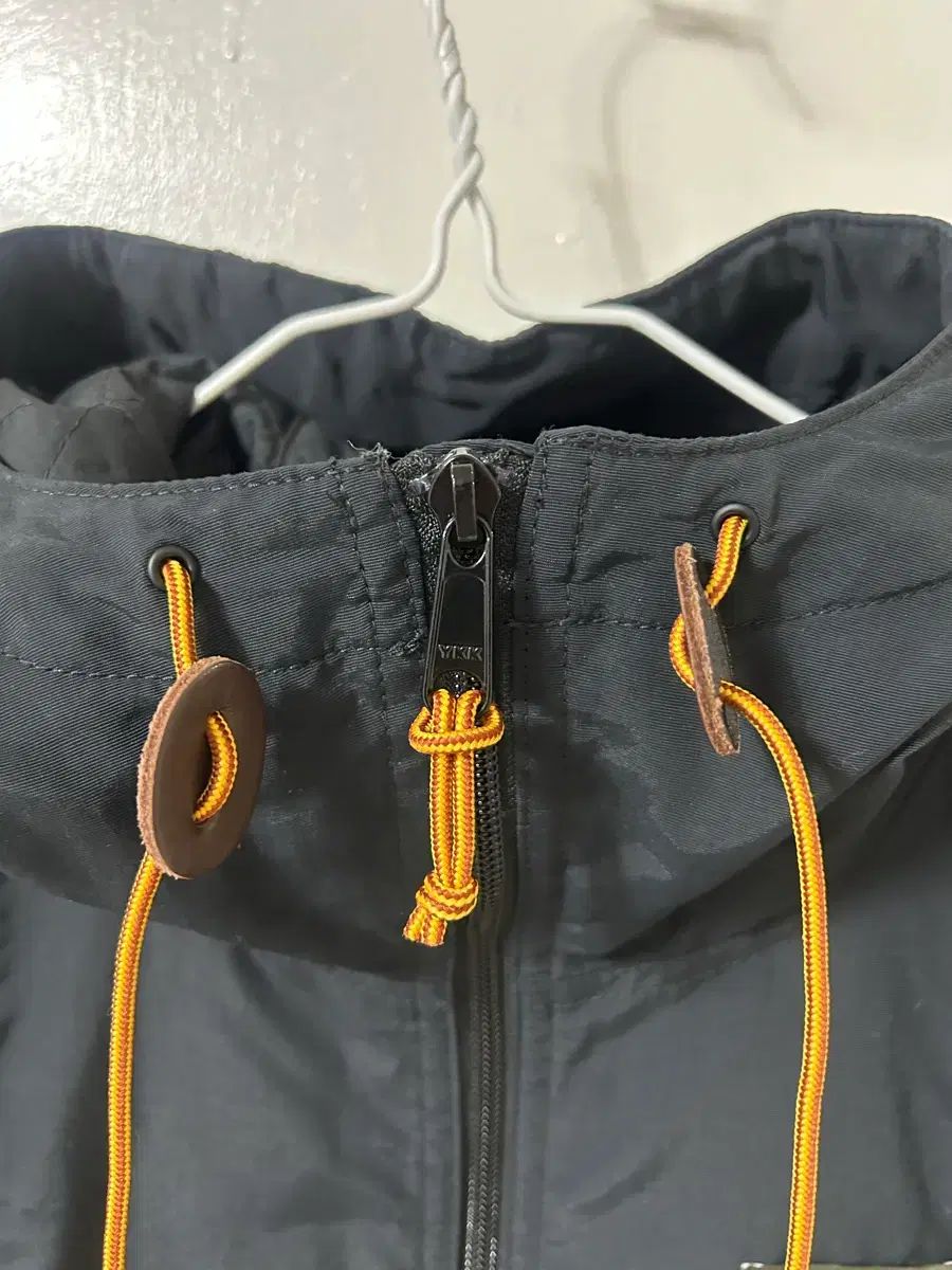 美品 XLサイズ LLBean アノラックパーカー プリマロフト パッカブル 黒 M) L.L.Bean エルエルビーン パッカブル プリマロフト アノラック