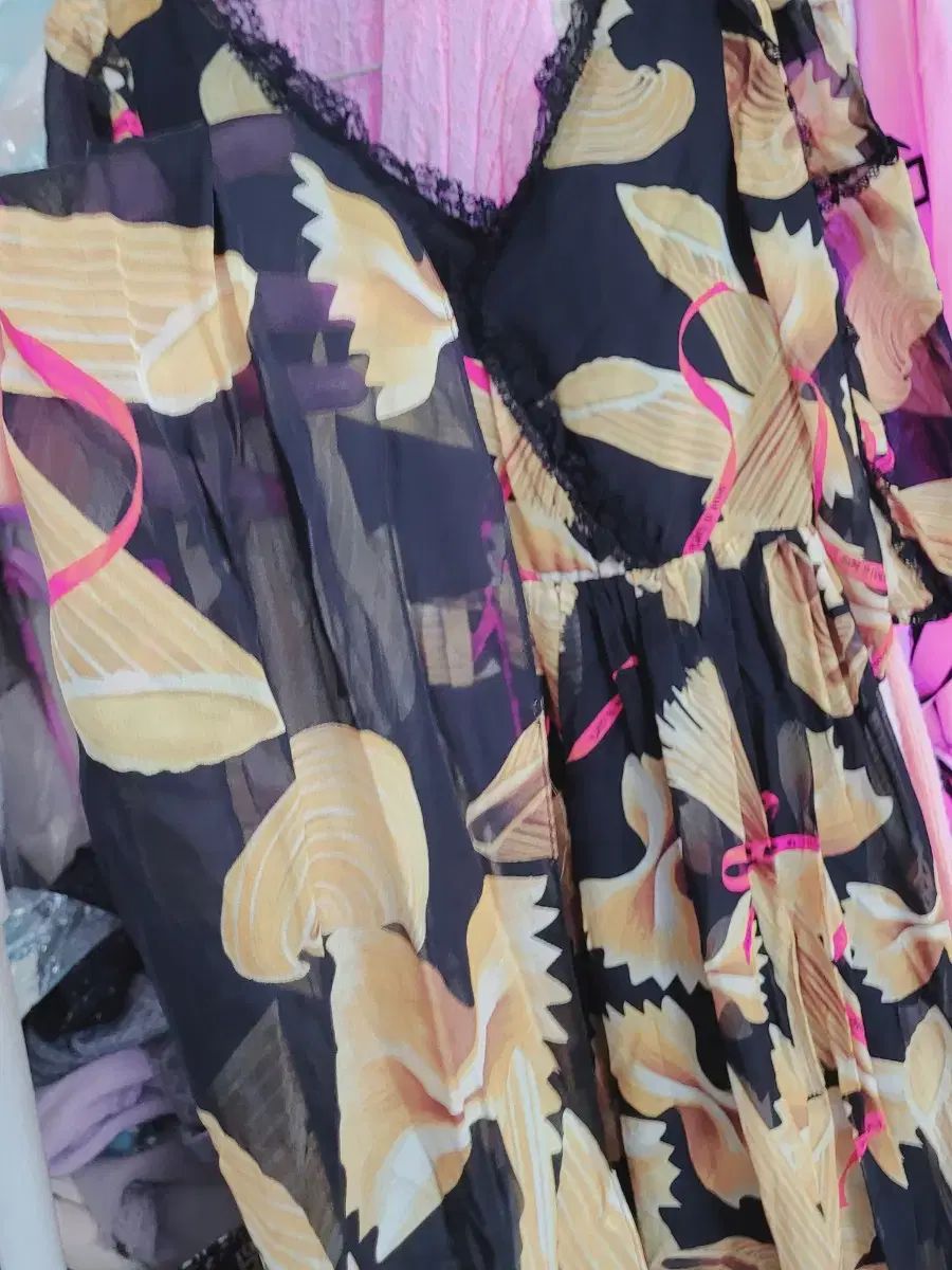 シフォンパスタ リボンワンピース