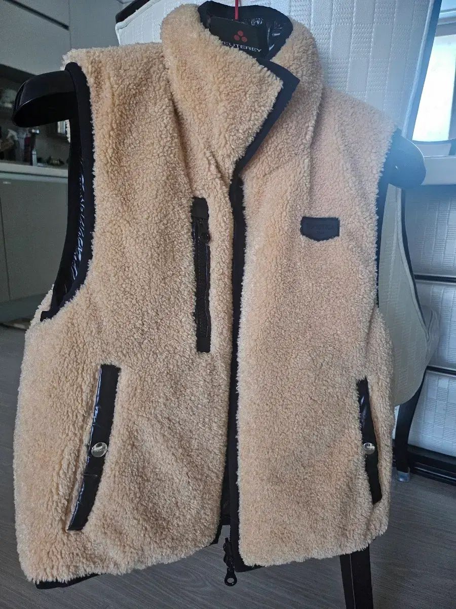 デュベティカ リバーシブル BEST ベスト テーラード 夏コーデ