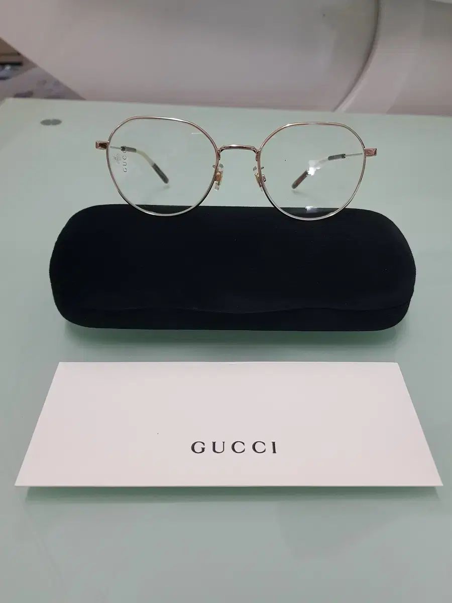 メガネフレーム