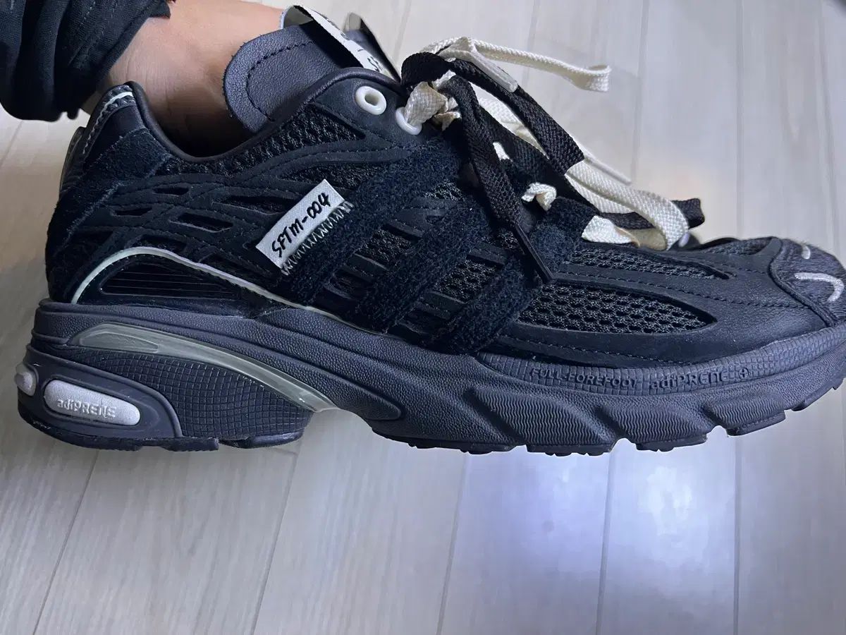 ミュート アディスタ