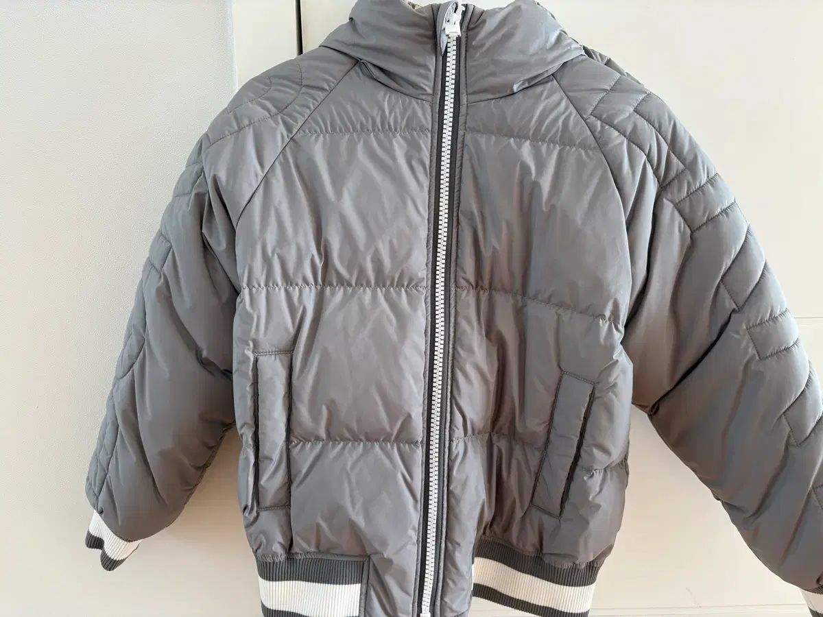 バーバリー ダウン アウター 10歳