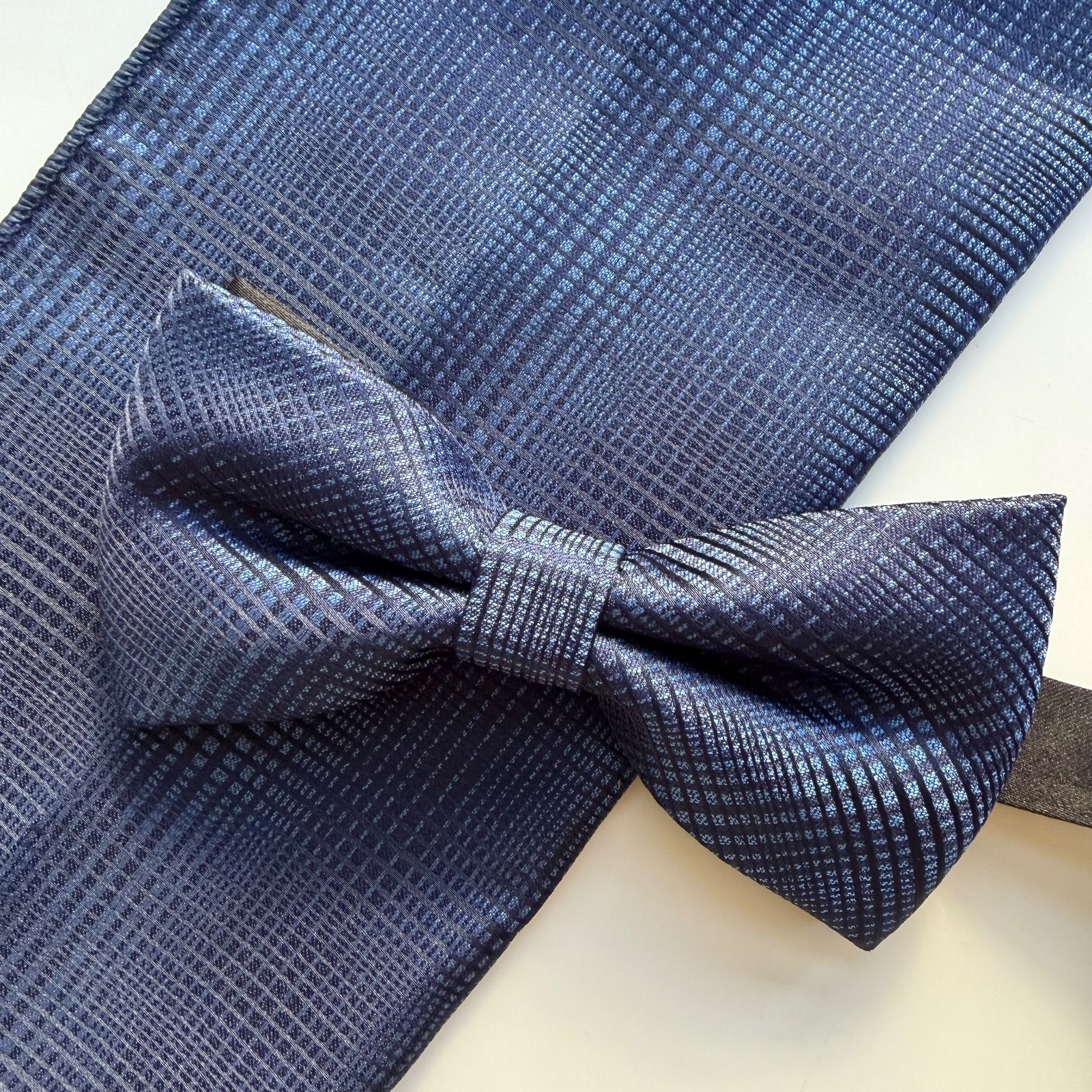 蝶ネクタイ・カフス・ポケットチーフ　セット 楽天市場】蝶ネクタイ ポケットチーフ カフス セットの通販