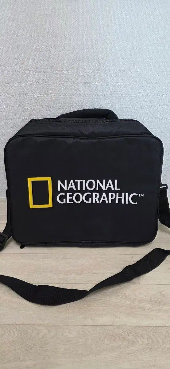 ナショナルジオグラフィック ブリーフケース 書類かばん