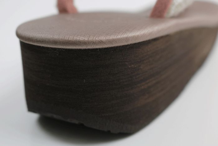 菱屋カフェ草履