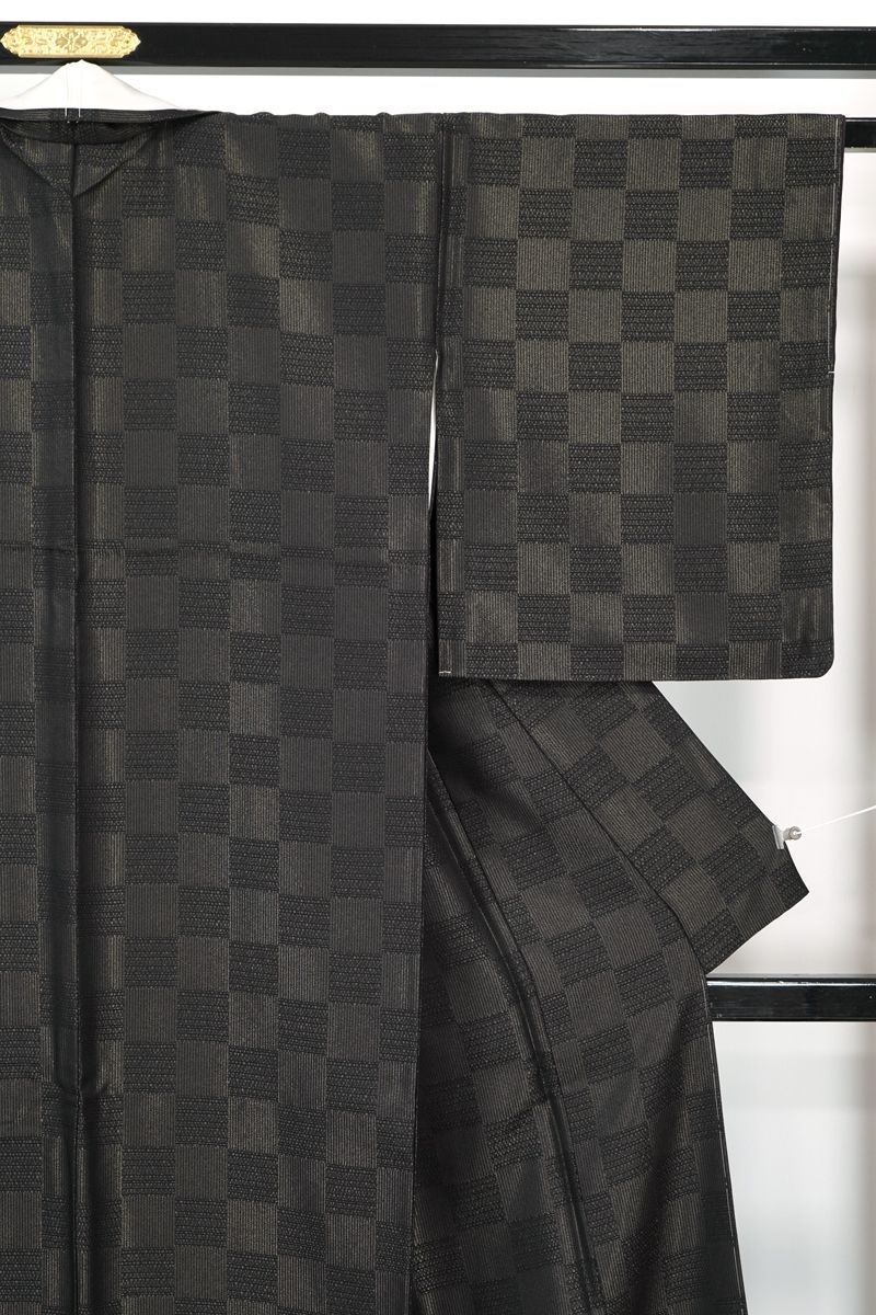 リサイクル 御召し ♥品 仕付け糸付き 金通し 本金 市松文 丈162 5 裄66 正絹 _ セミフォーマル 略礼装 カジュアル お呼ばれ 普段着 おしゃれ着 洒落着 お茶会 仕立て上がり km 5125 m