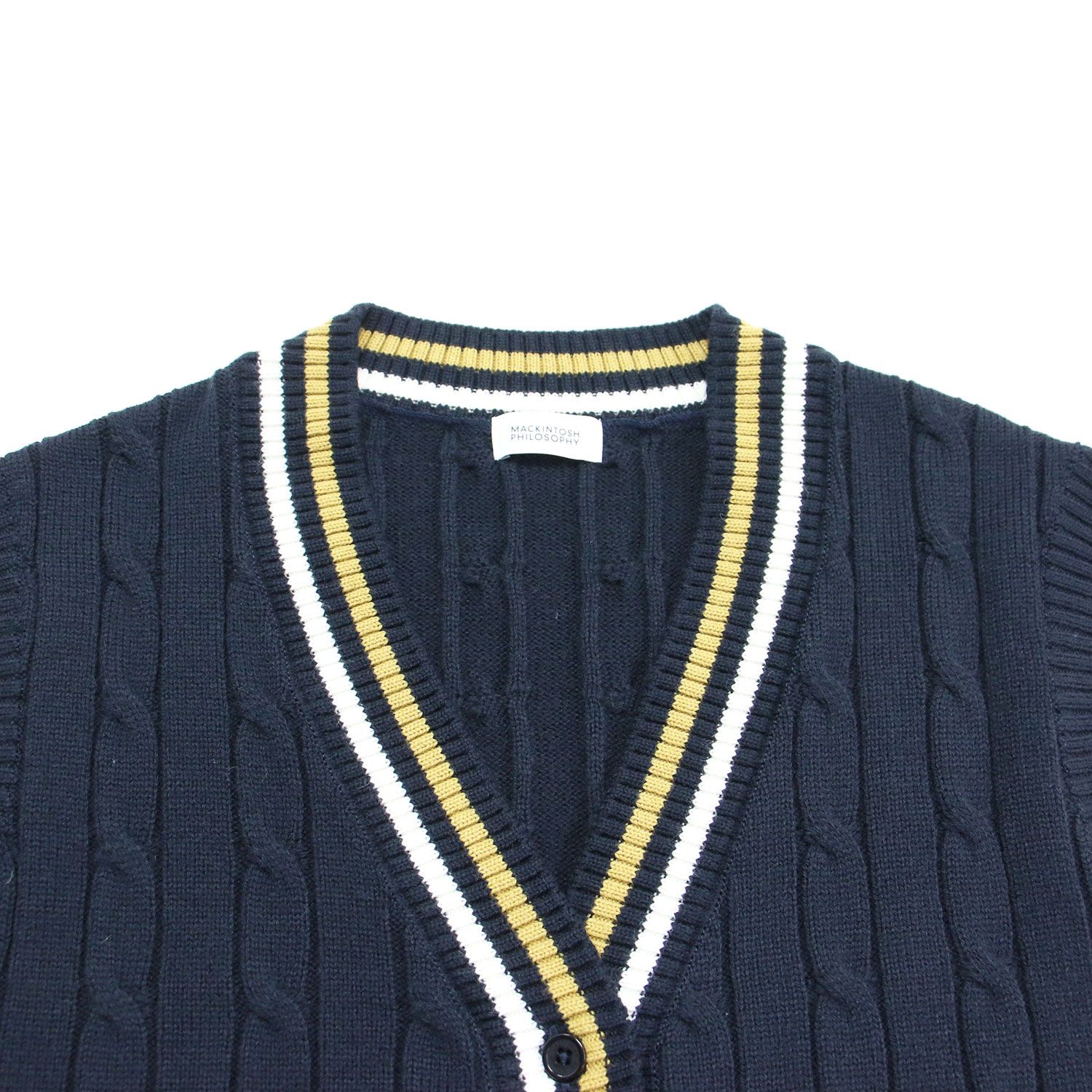 MACKINTOSH PHILOSOPHY マッキントッシュ ベスト ネイビー 紺 サイズ:38(Ｍ) | 24秋冬 チルデン ニット ベスト / カーディガン | ノースリーブ Vネック ケーブル ウール | 日本製 トップス セーター【レディース】【中古】 MACKINTOSH PHILOSOPHY マッキントッシュ ベスト ネイビー サイズ:38