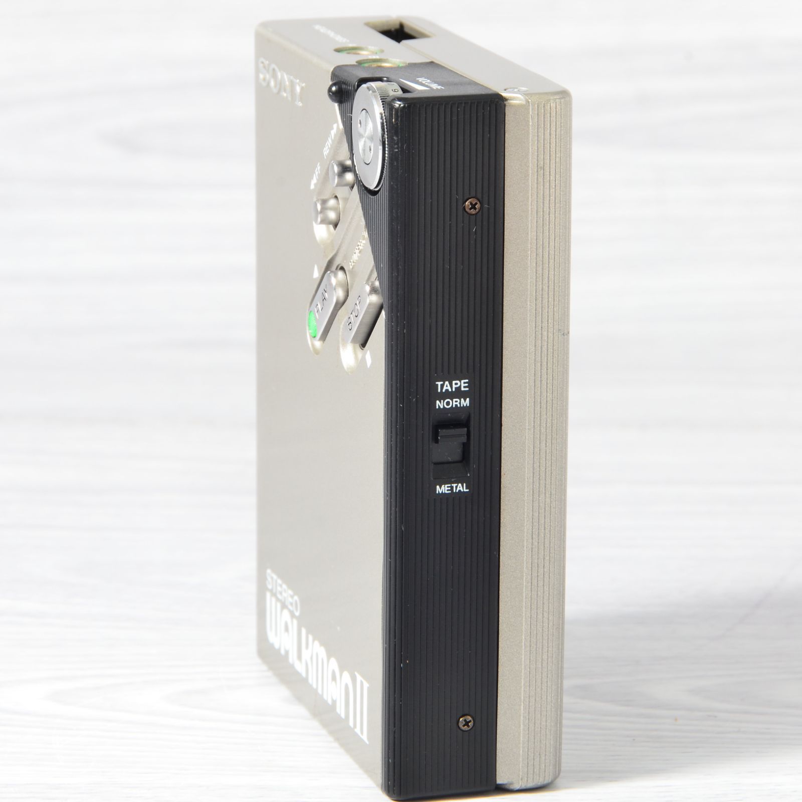 SONY WALKMAN WM-2 カセットウォークマン シルバー 整備済 SONY WALKMAN WM-2 カセットウォークマン シルバー 整備済 TY408