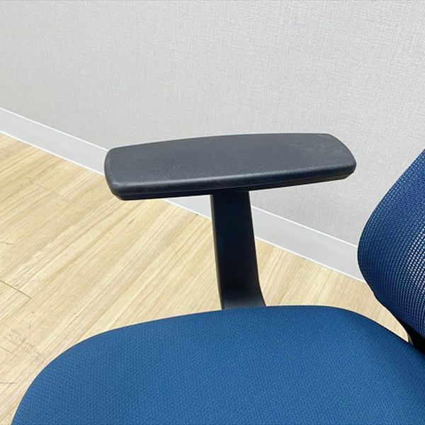  コクヨ ミトラチェア スタンダードバック メッシュ 肘付 オフィスチェア ブルー レザー椅子 オフィスチェア ワークチェア 椅子 チェア