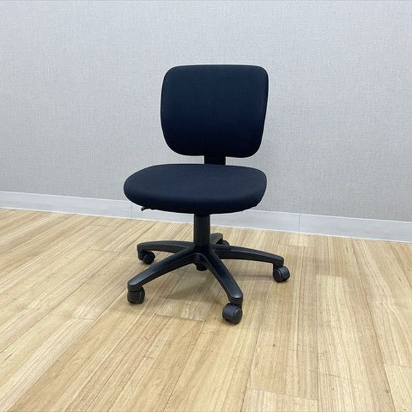 コクヨ イーザチェア 肘無 オフィスチェア ブラック