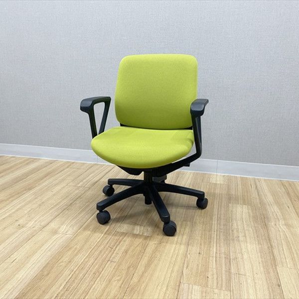 イトーキ トルテRチェア ローバック 肘付 オフィスチェア グリーン