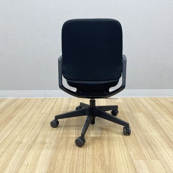  イトーキ レヴィチェア 肘付 オフィスチェア ブラック リクライニング椅子 オフィスチェア ワークチェア 椅子 チェア