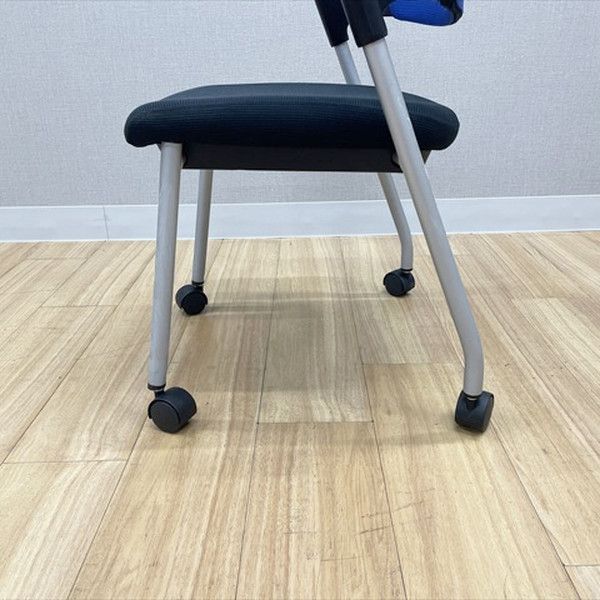 キャスター付 会議椅子