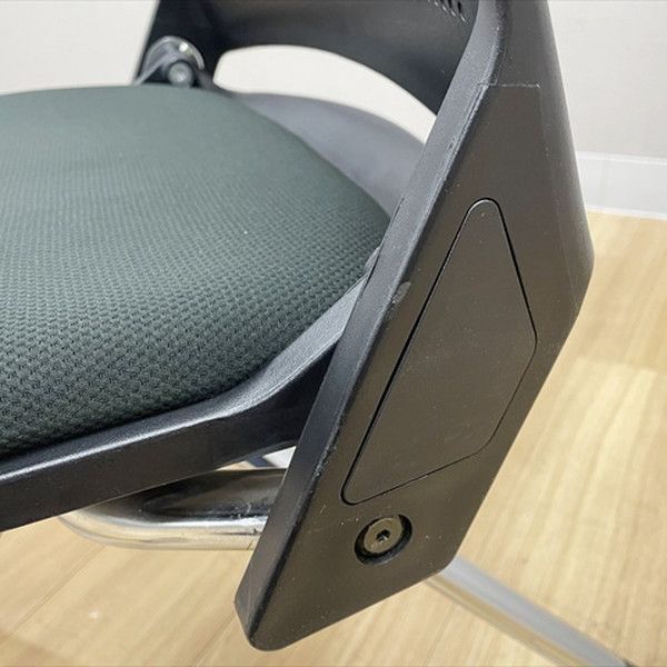 キャスター付 会議椅子