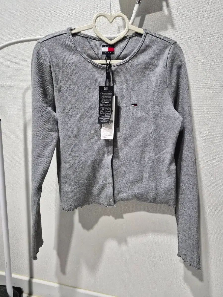 トミー ジーンズ スリム スナップ ボタン トップス L