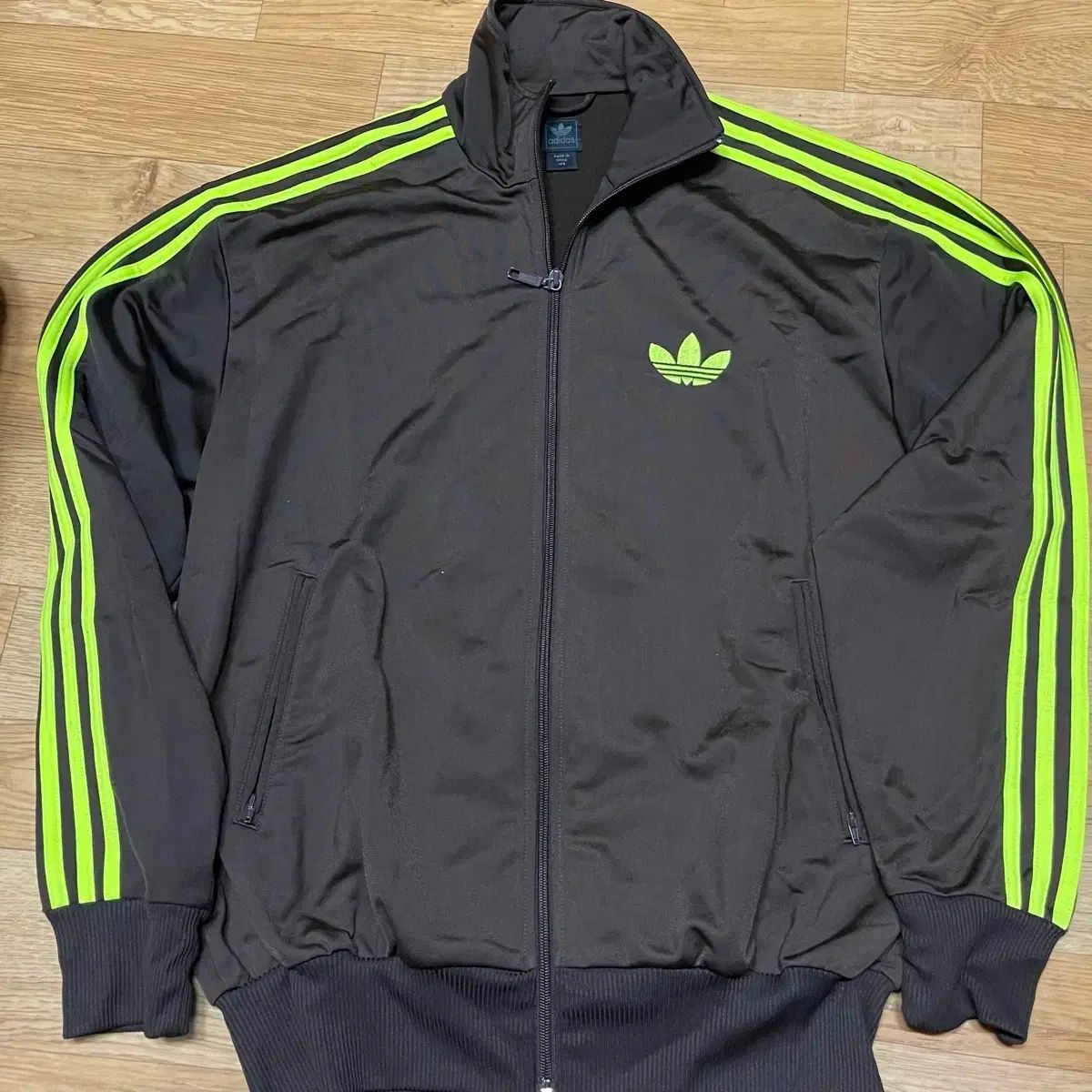 ファイヤーバード アディダス adidas トラックトップ - ブラウン